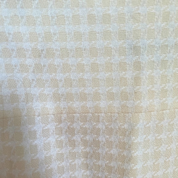 Holt Renfrew blazer skirt set . - Picture 4 of 12